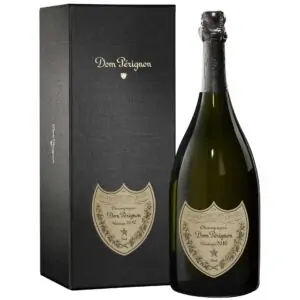 Prestigious champagne brand - logo design - champagne louis