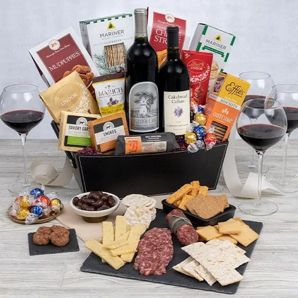 holiday wine gift basket